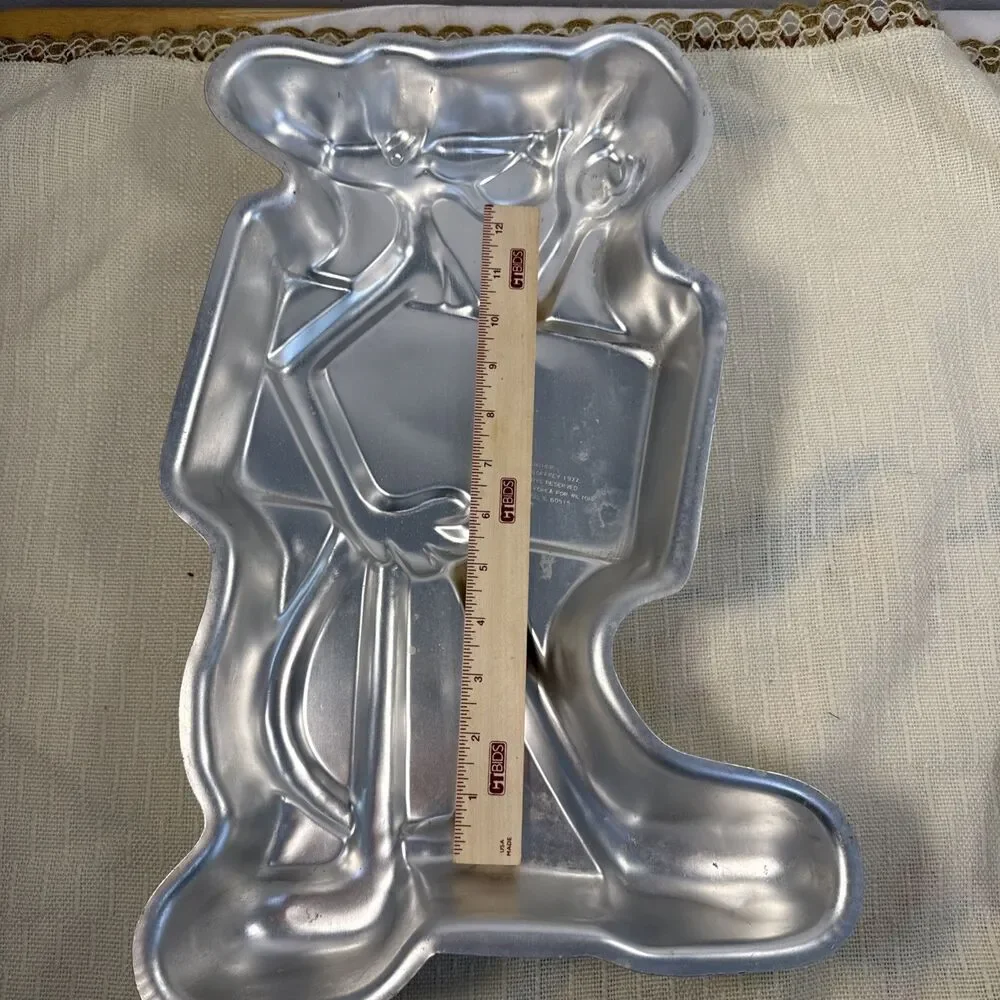 Vintage Pink Panther 1977 Wilton 502-4548 Aluminum Cake Pan Mold 16